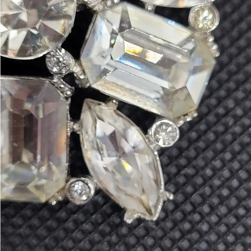 Sparkling ORA Vintage Rhinestone Starburst Brooch Retro Glam Statement Piece‎